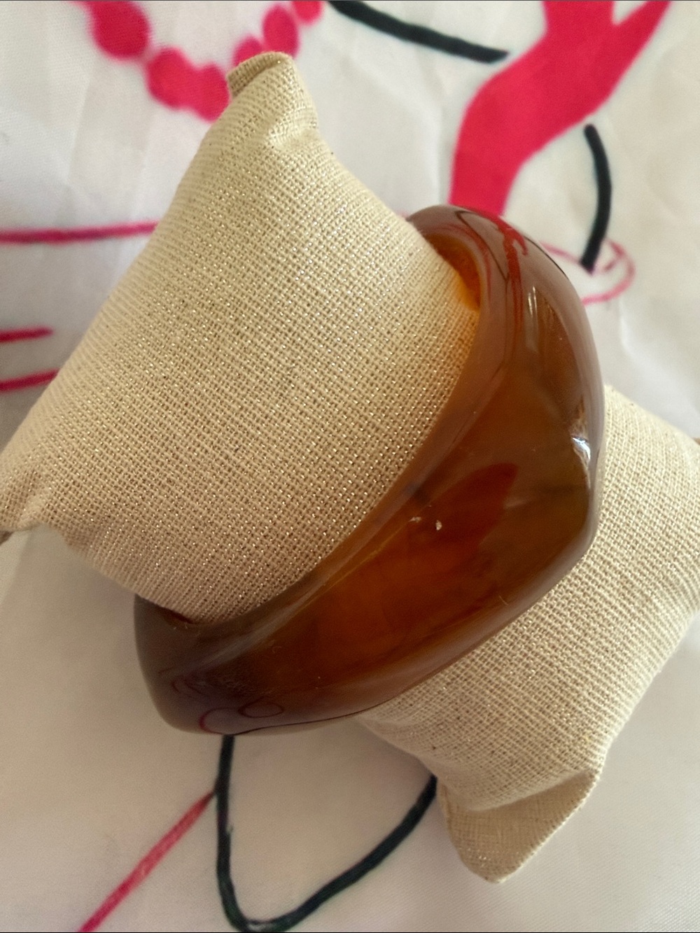 Classic Amber Resin Bangle Bracelet - Women Accessories